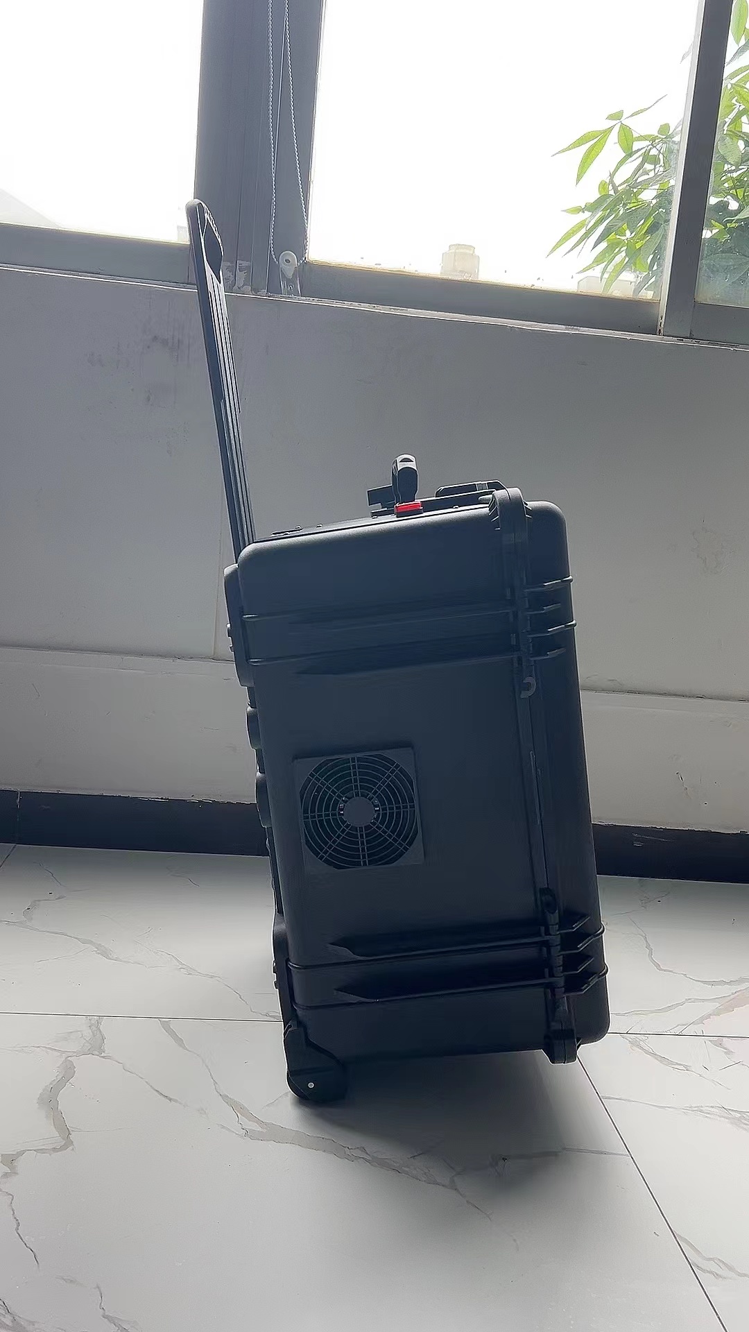 绿春手拉箱型移动通信干扰器
